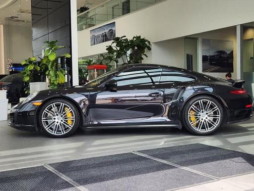 2014 Porsche 911 Turbo S