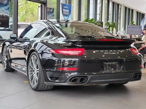 2014 Porsche 911 Turbo S