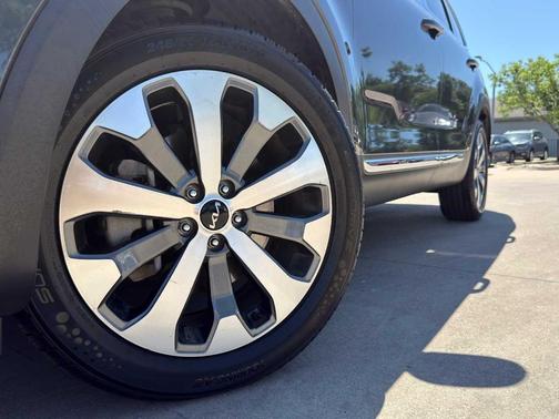 Gray 2022 Kia Telluride EX