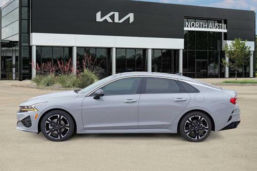 2022 Kia K5 GT-Line