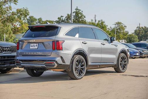 2022 Kia Sorento SX