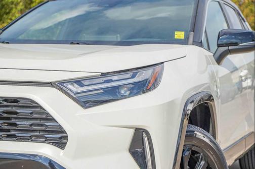 2022 Toyota RAV4 Hybrid XSE