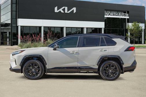 2022 Toyota RAV4 Hybrid XSE