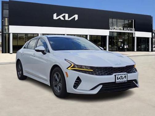 2022 Kia K5 LX