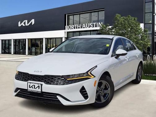 2022 Kia K5 LX