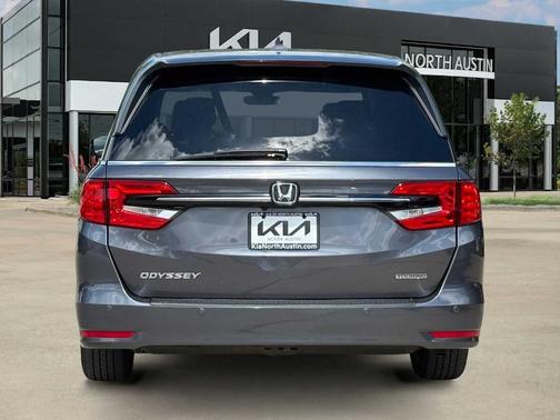 Modern Steel Metallic 2023 Honda Odyssey Touring