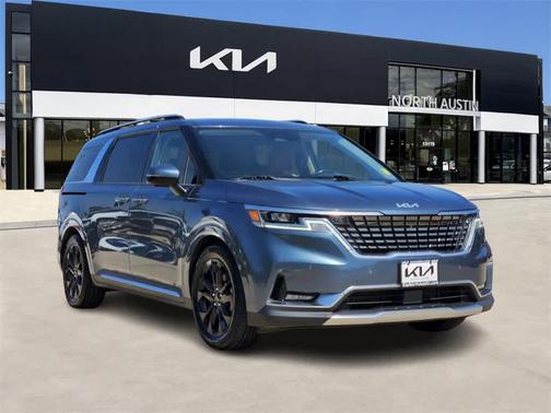 2022 Kia Carnival SX