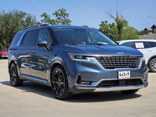 2022 Kia Carnival SX