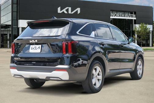 Ebony Black 2024 Kia Sorento LX