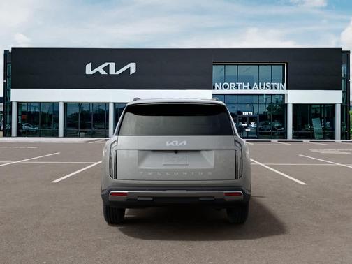 Ivory Silver 2027 Kia Telluride S
