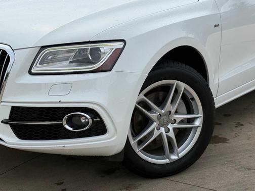 White 2013 Audi Q5 3.0T Prestige