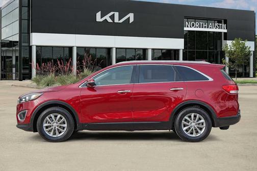 2018 Kia Sorento LX