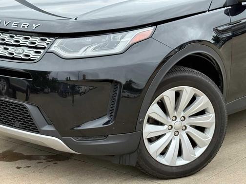 Narvik Black 2020 Land Rover Discovery Sport SE