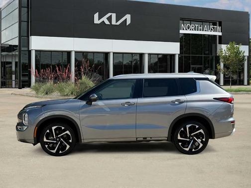 Mercury Gray Metallic 2022 Mitsubishi Outlander SEL Special Edition