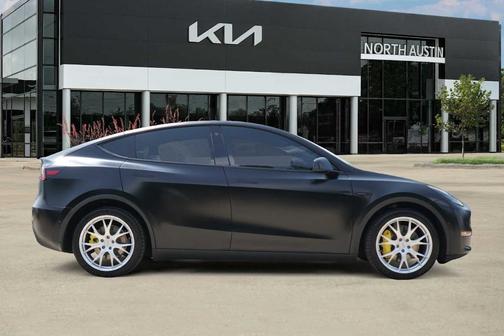 Black 2021 Tesla Model Y Long Range