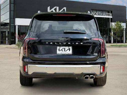 Ebony Black 2023 Kia Telluride SX