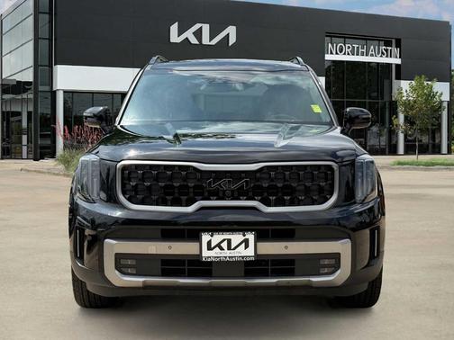 Ebony Black 2023 Kia Telluride SX