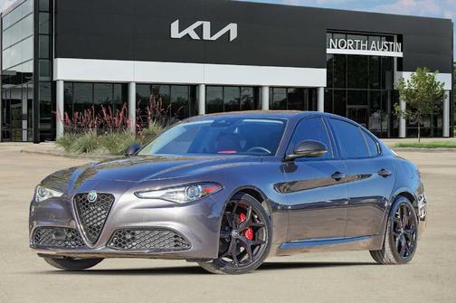 2020 Alfa Romeo Giulia Base