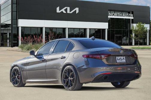 2020 Alfa Romeo Giulia Base