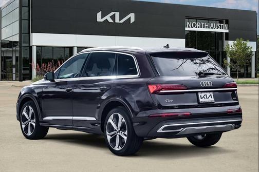 2021 Audi Q7 55 Premium Plus