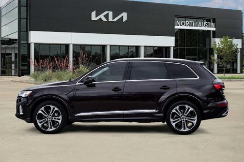 2021 Audi Q7 55 Premium Plus