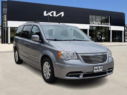 2015 Chrysler Town & Country Touring