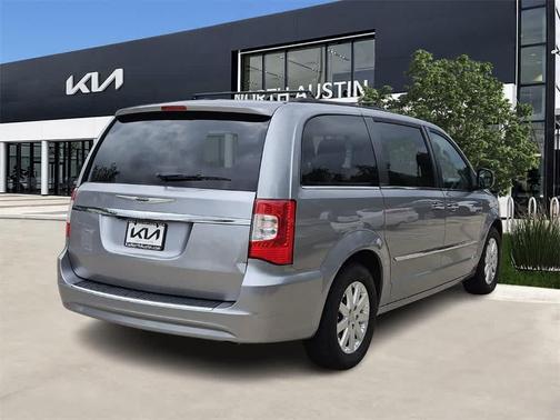 2015 Chrysler Town & Country Touring