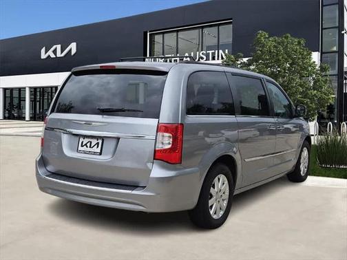 2015 Chrysler Town & Country Touring