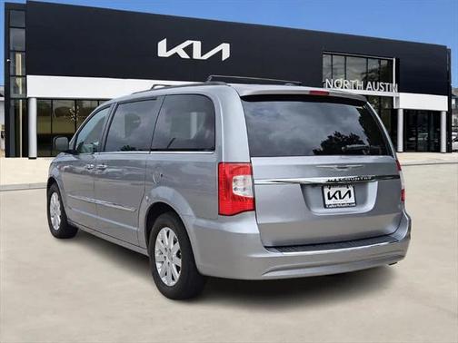 2015 Chrysler Town & Country Touring