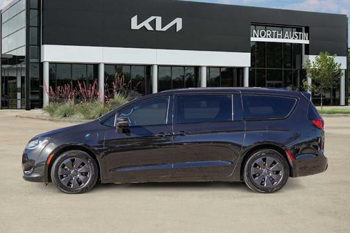 2020 Chrysler Pacifica Hybrid Limited