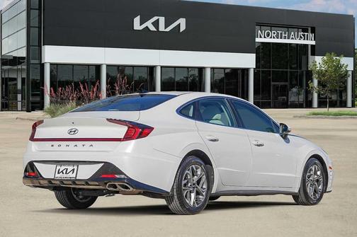 2022 Hyundai SONATA SEL