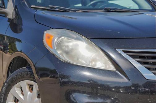 2014 Nissan Versa 1.6 SV