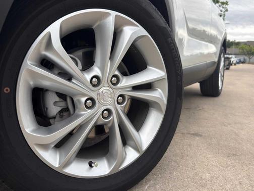 Summit White 2023 Buick Encore GX Preferred
