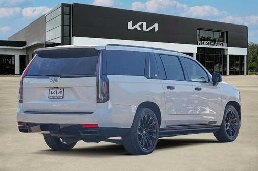 2021 Cadillac Escalade ESV Sport Platinum