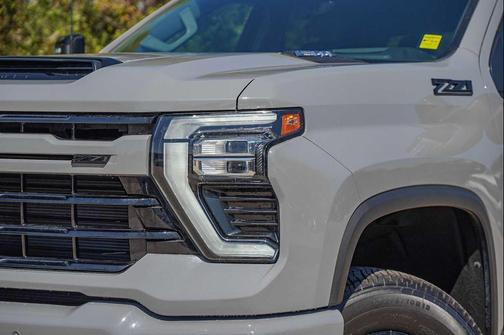 2024 Chevrolet Silverado 2500 LTZ
