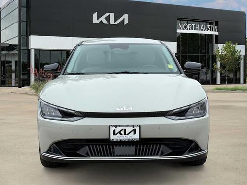 Glacier 2024 Kia EV6 Wind