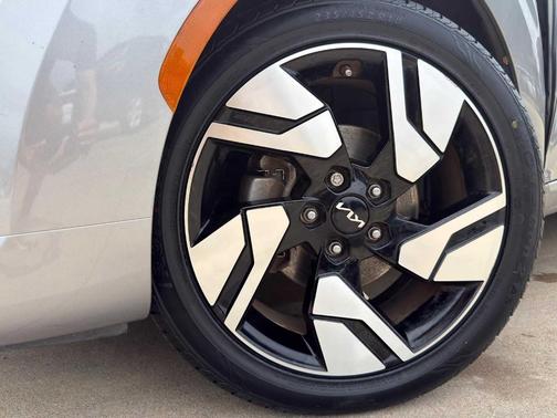Steel Gray 2023 Kia Soul GT-Line 2.0L