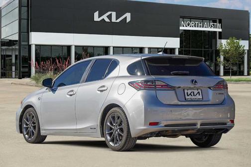2013 Lexus CT 200h Base