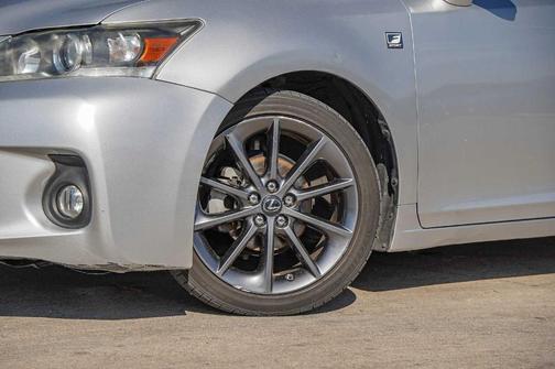 2013 Lexus CT 200h Base