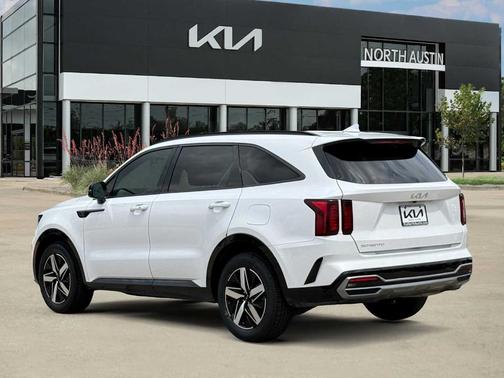 Glacial White Pearl 2023 Kia Sorento S
