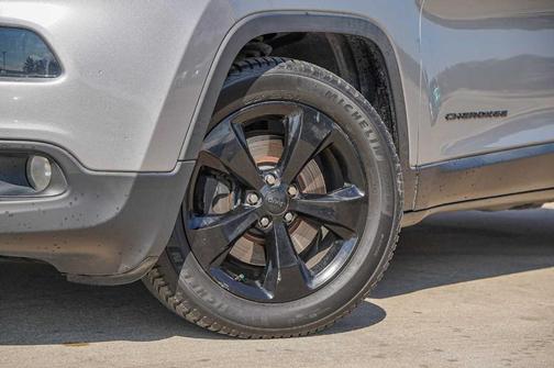 2016 Jeep Cherokee Altitude