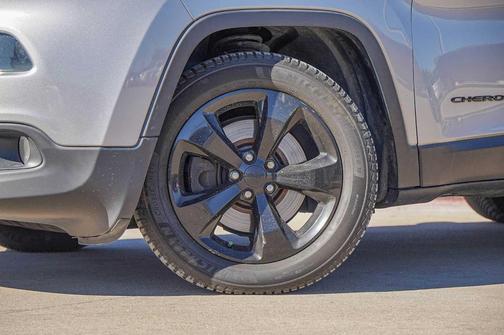 2016 Jeep Cherokee Altitude
