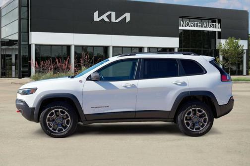 Bright White Clearcoat 2020 Jeep Cherokee Trailhawk
