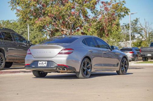 2023 Genesis G70 2.0T