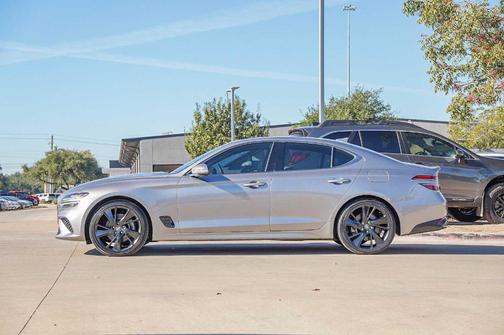 2023 Genesis G70 2.0T
