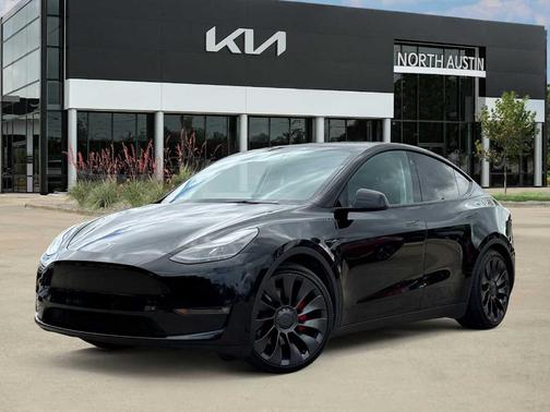 Black 2023 Tesla Model Y Performance