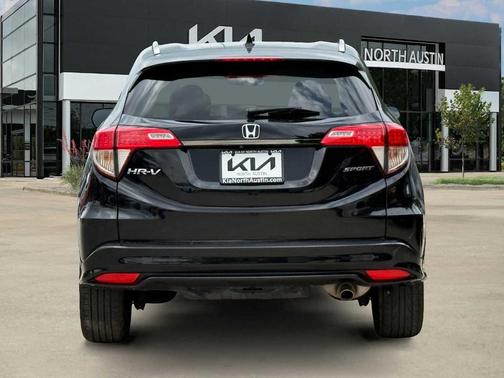 Crystal Black Pearl 2022 Honda HR-V Sport