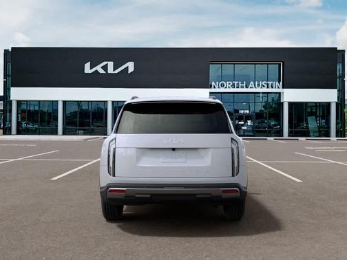 Glacial White Pearl 2027 Kia Telluride S