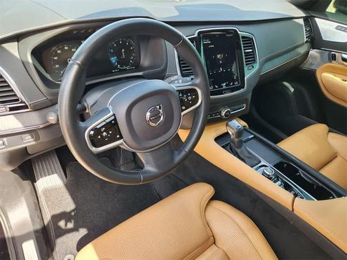 2021 Volvo XC90 T6 Inscription 7 Passenger