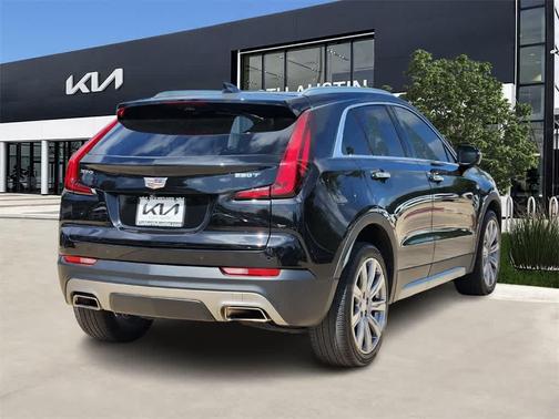 2023 Cadillac XT4 Premium Luxury